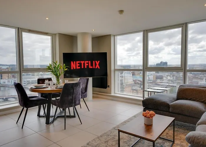 Tallest Building In The City Centre Sleeps 5 Incredible City Mountain And Lagan Views